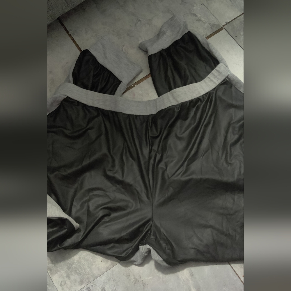 Pleather Sweatpants 18/20